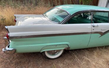 Ford-victoria-1956-custom-8