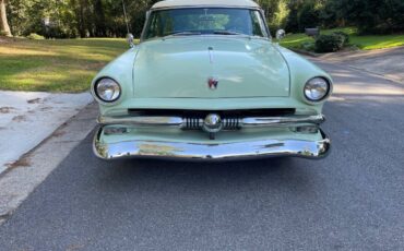Ford-victoria-crestline-1953-green-4