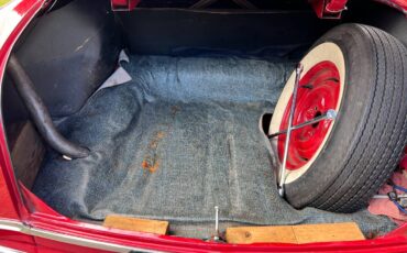 Ford-victoria-custom-shoebox-1951-red-16
