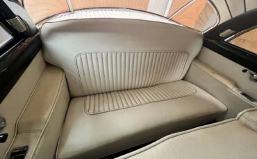 Ford-victoria-custom-shoebox-1951-red-4