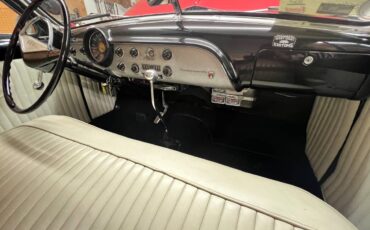 Ford-victoria-custom-shoebox-1951-red-4