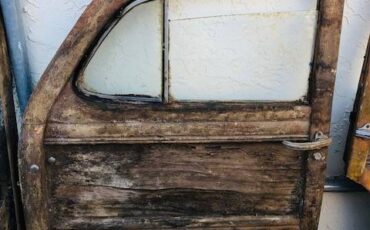 Ford-woodie-wagon-1946-1