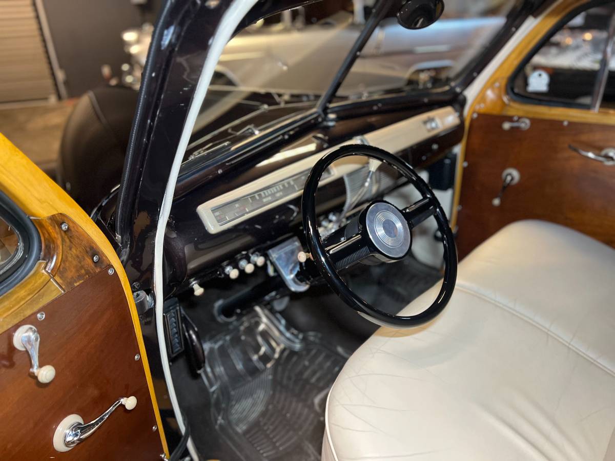 Ford-woody-1941-brown-16