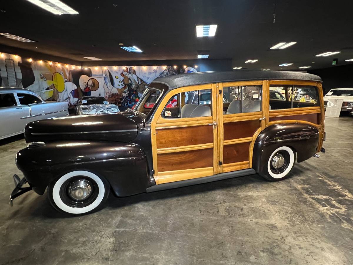 Ford-woody-1941-brown-21