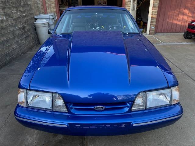 Fox-body-mustang-1988-blue