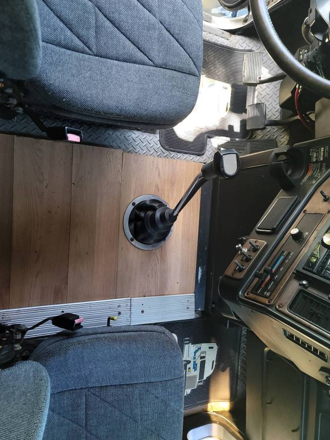 Freightliner-asmbl-fld-diesel-1994-12