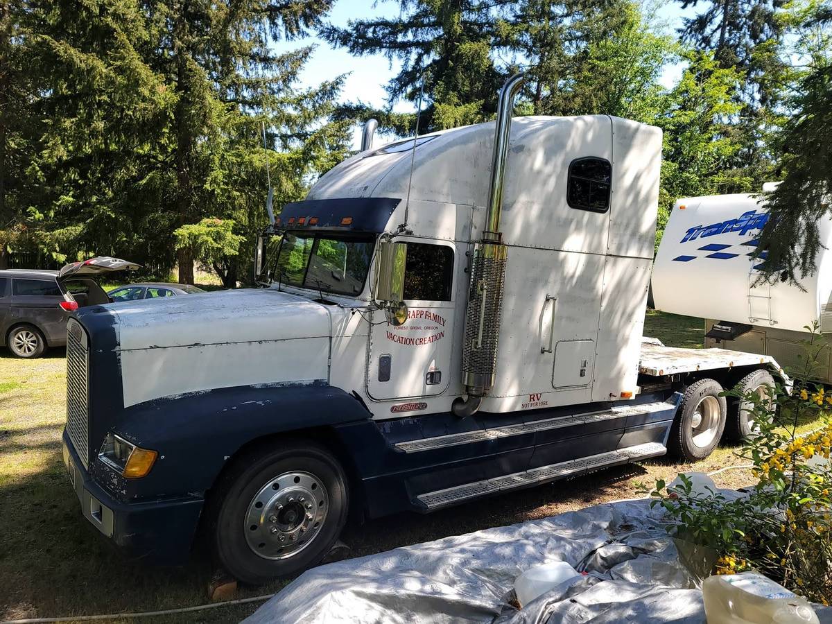 Freightliner-asmbl-fld-diesel-1994-15