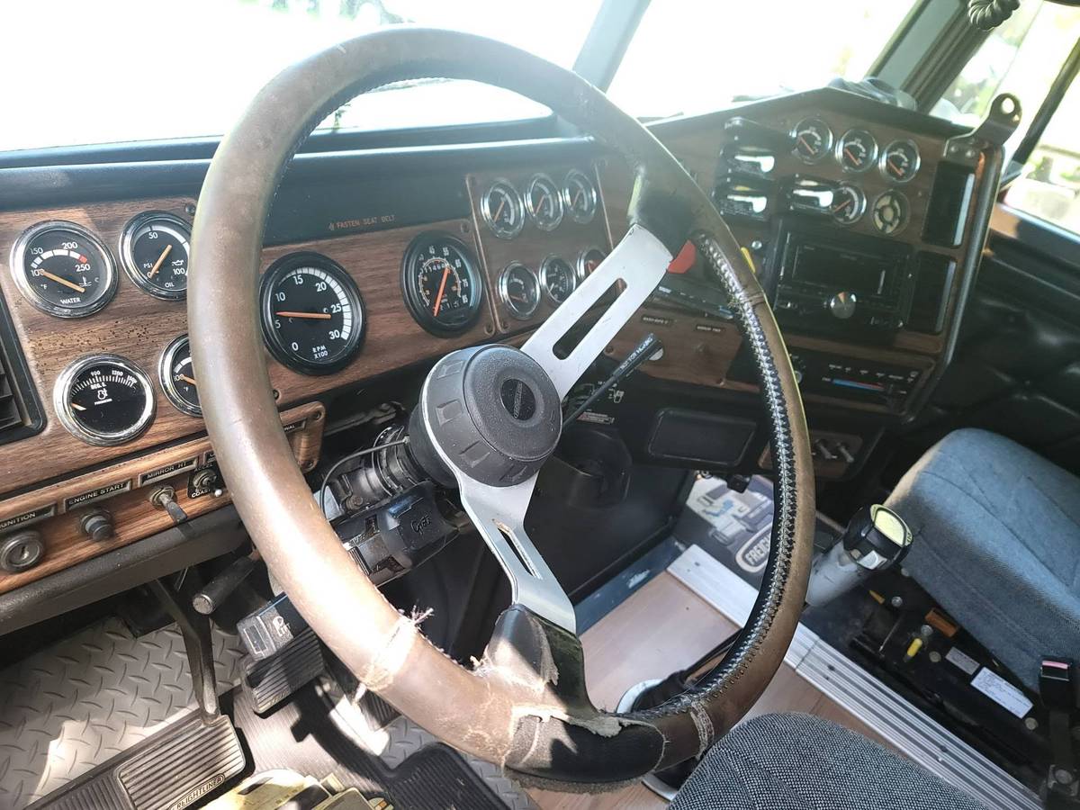 Freightliner-asmbl-fld-diesel-1994-3