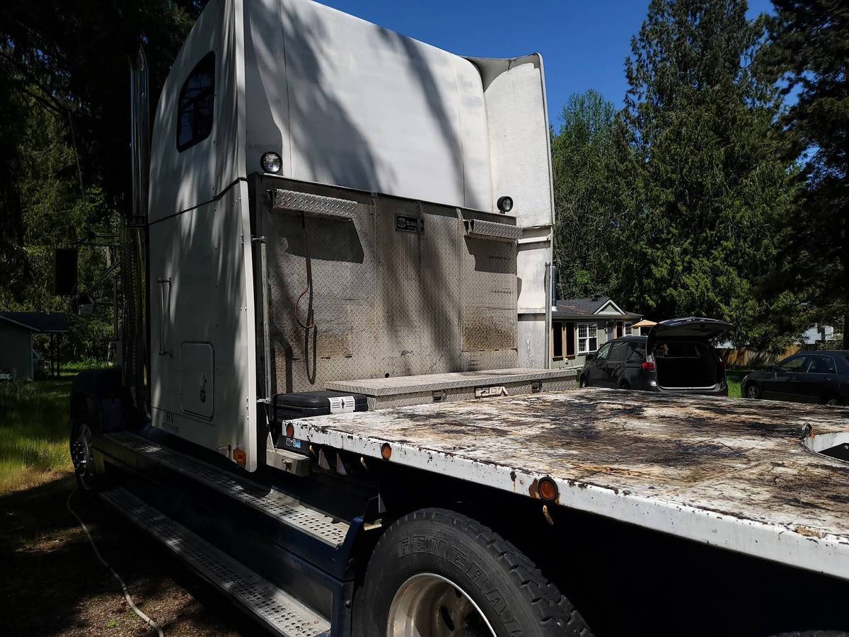 Freightliner-asmbl-fld-diesel-1994-5