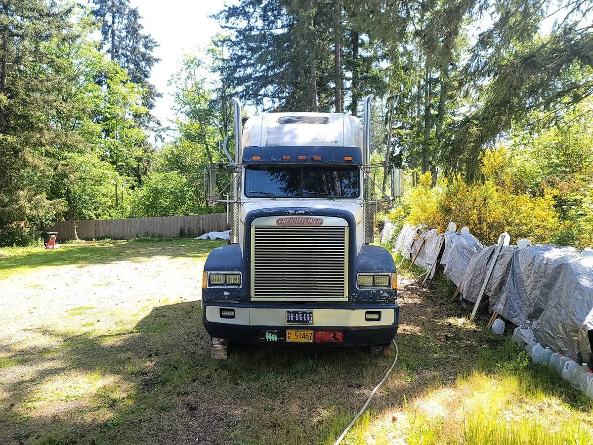 Freightliner-asmbl-fld-diesel-1994-6