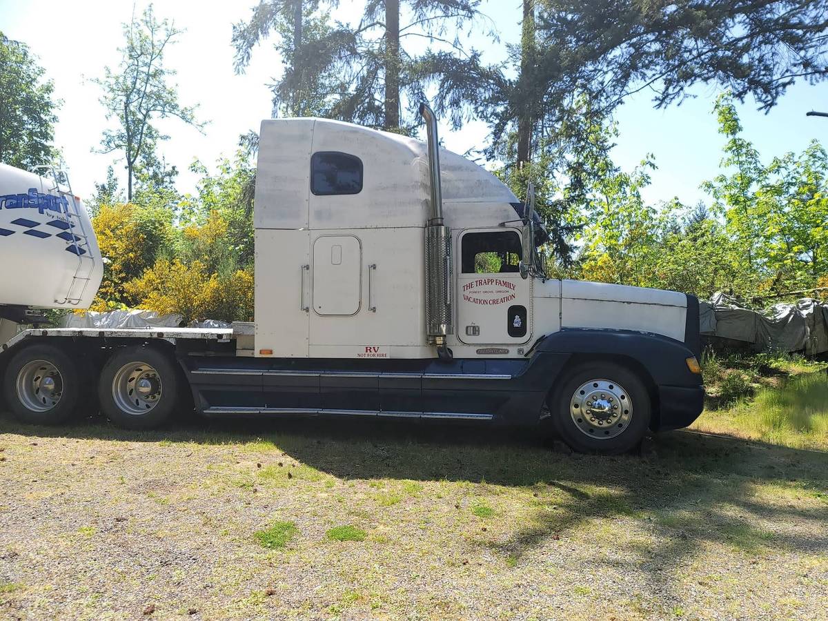 Freightliner-asmbl-fld-diesel-1994-7