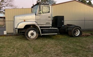 Freightliner-fl70-diesel-1987