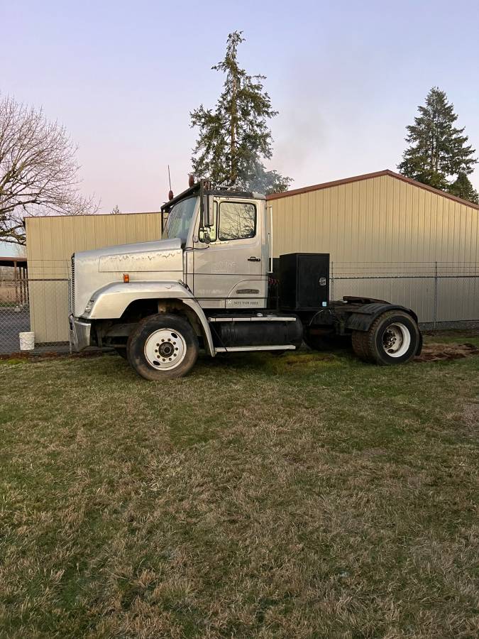 Freightliner-fl70-diesel-1987
