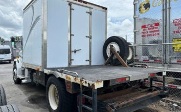 Freightliner-fl70-diesel-1995-white-21