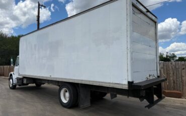 Freightliner-fl70-diesel-1995-white