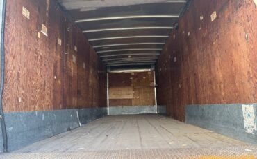 Freightliner-fl70-diesel-1995-white-5