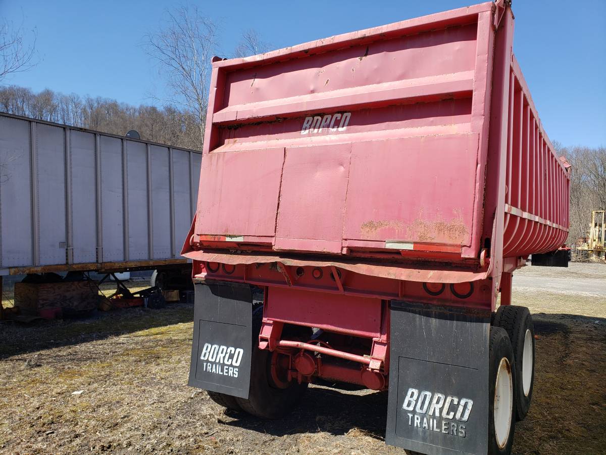 Fruehauf-1982-red-2