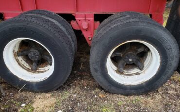 Fruehauf-1982-red-3