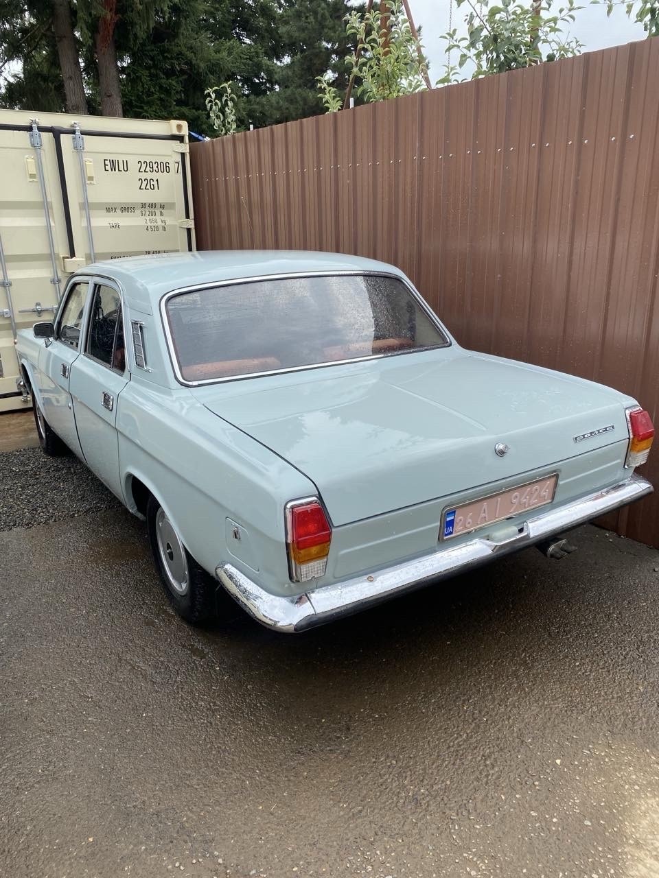 GAZ-24-Volga-1987-2