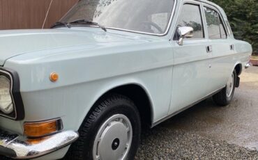 GAZ-24-Volga-1987