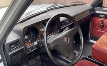 GAZ-24-Volga-1987-7