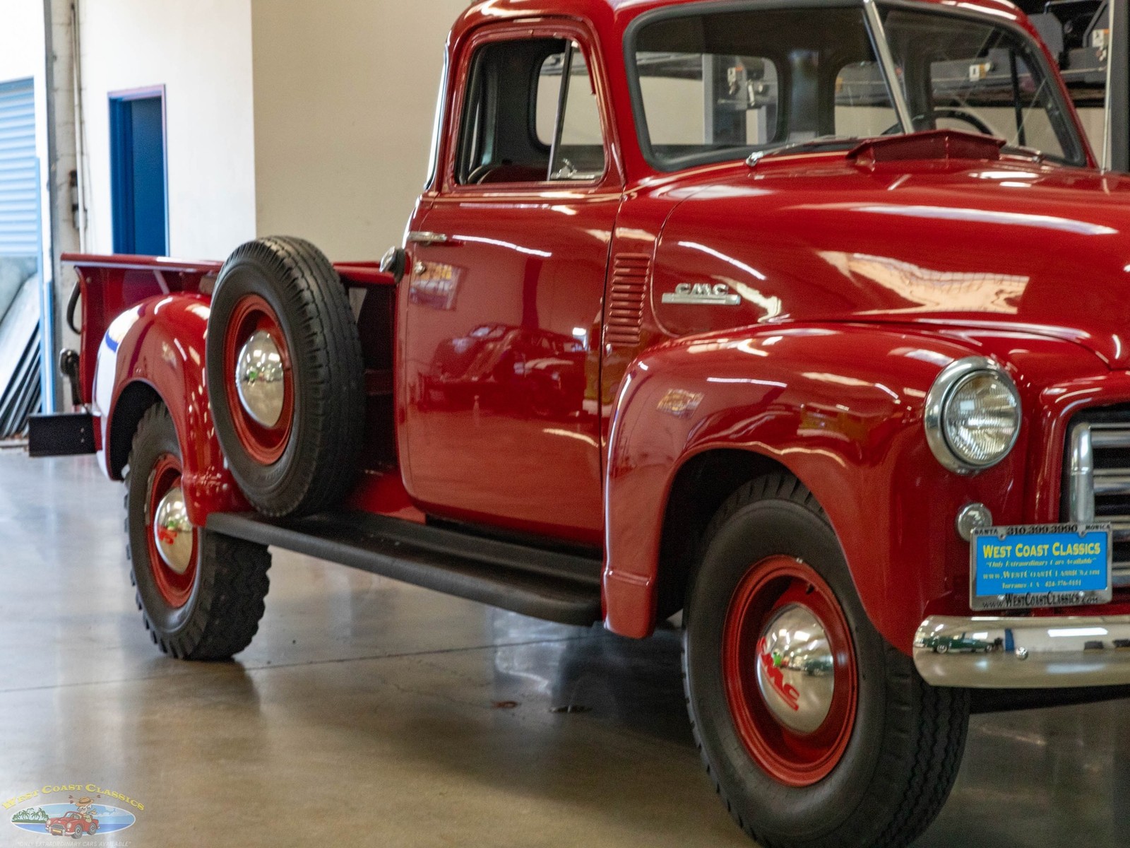 GMC-3800-34-Ton-1951-2-Door-Pick-Up-11
