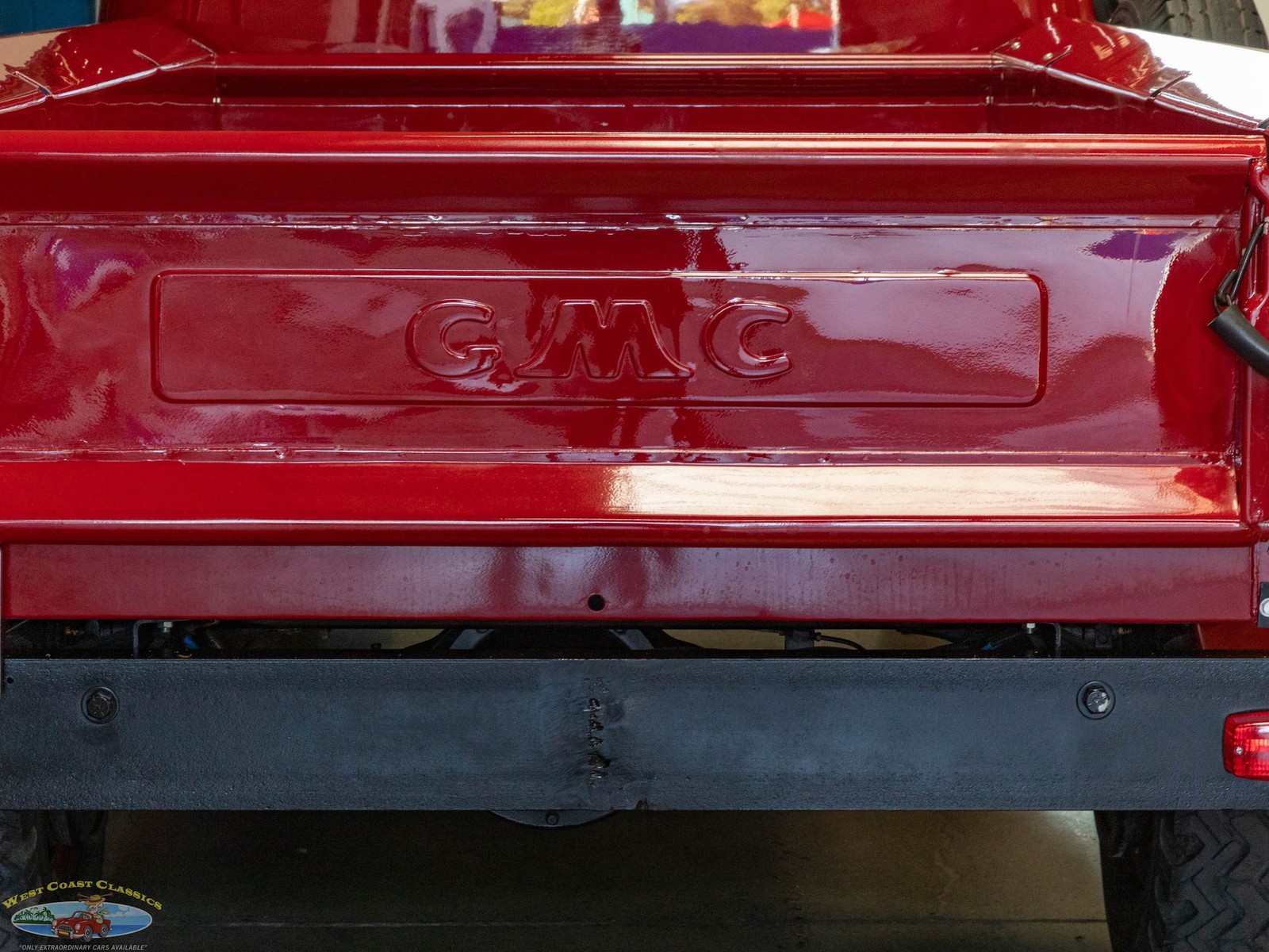 GMC-3800-34-Ton-1951-2-Door-Pick-Up-18