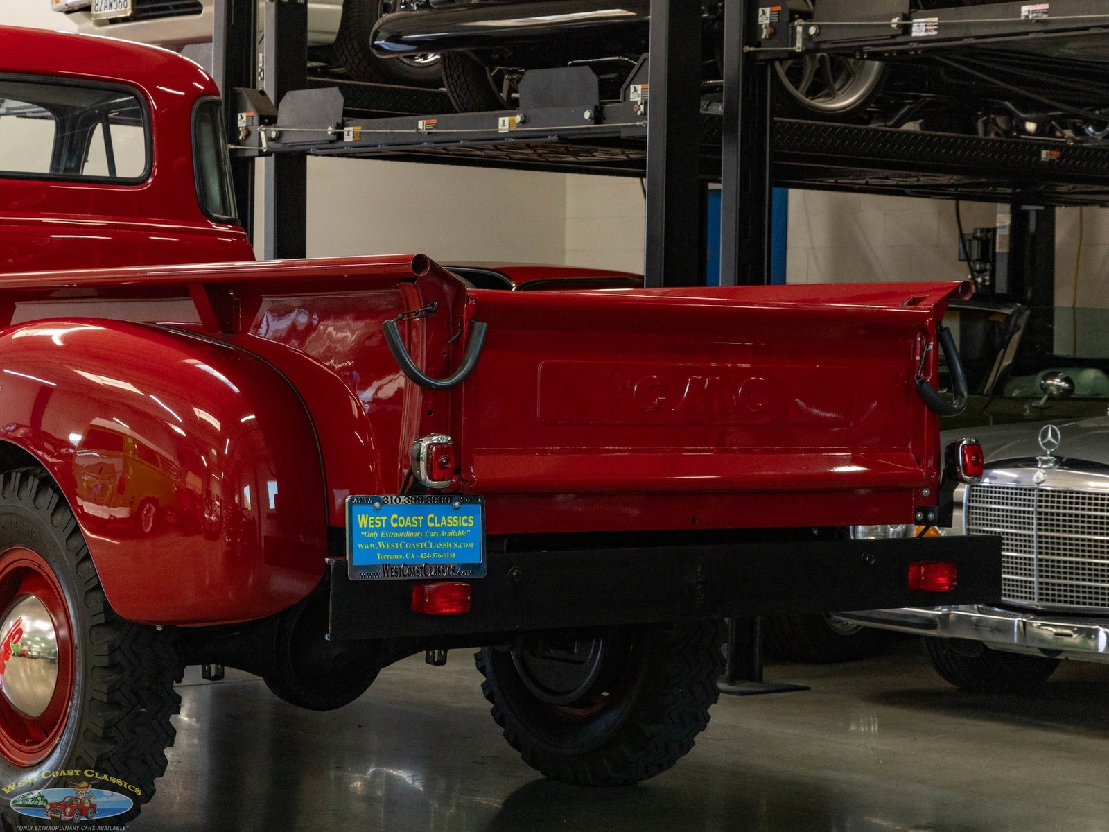 GMC-3800-34-Ton-1951-2-Door-Pick-Up-22