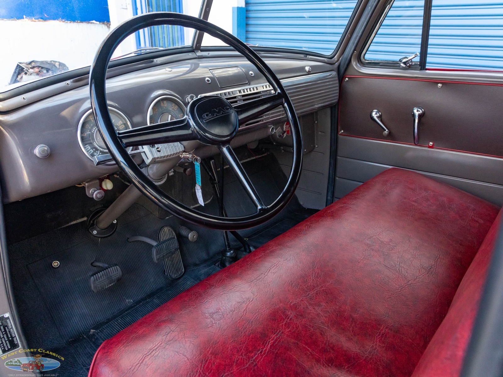 GMC-3800-34-Ton-1951-2-Door-Pick-Up-28