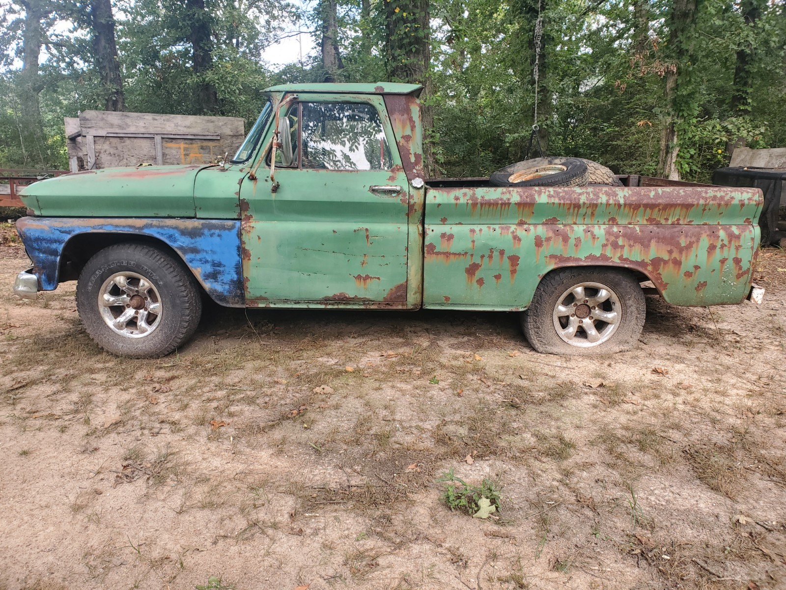 GMC-C-10-1965-Standard-Cab-Pickup-1