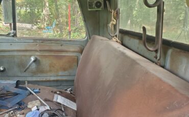 GMC-C-10-1965-Standard-Cab-Pickup-7