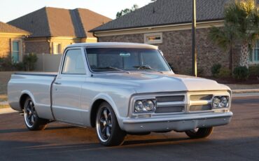 GMC-C-10-1967-Regular-Cab-Pickup