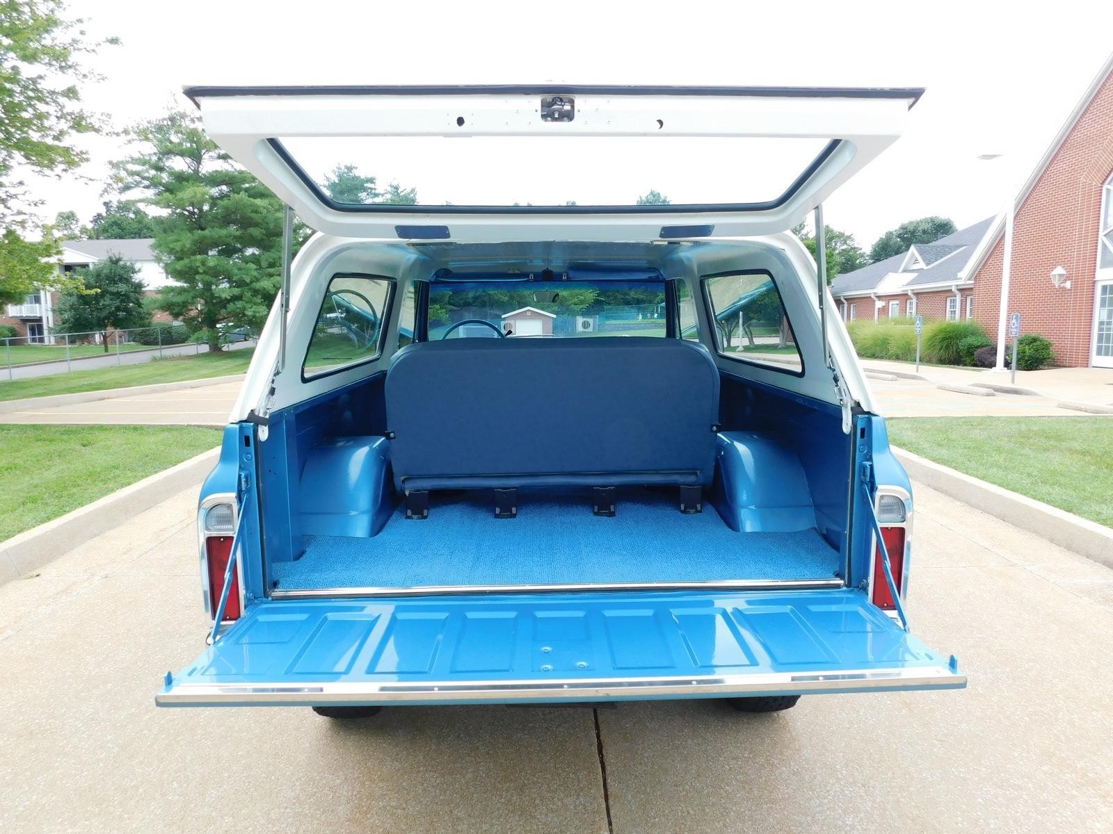 GMC-Jimmy-1970-SUV-10