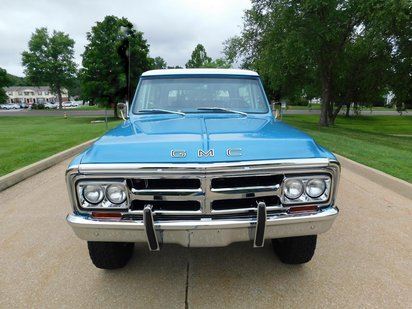 GMC-Jimmy-1970-SUV-16