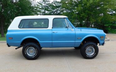 GMC-Jimmy-1970-SUV-21