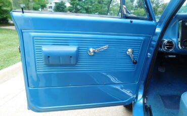 GMC-Jimmy-1970-SUV-31