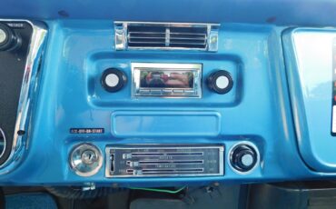 GMC-Jimmy-1970-SUV-37