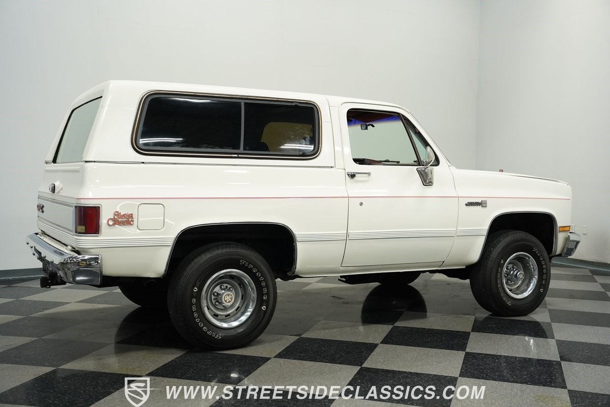 GMC-Jimmy-1986-SUV-13