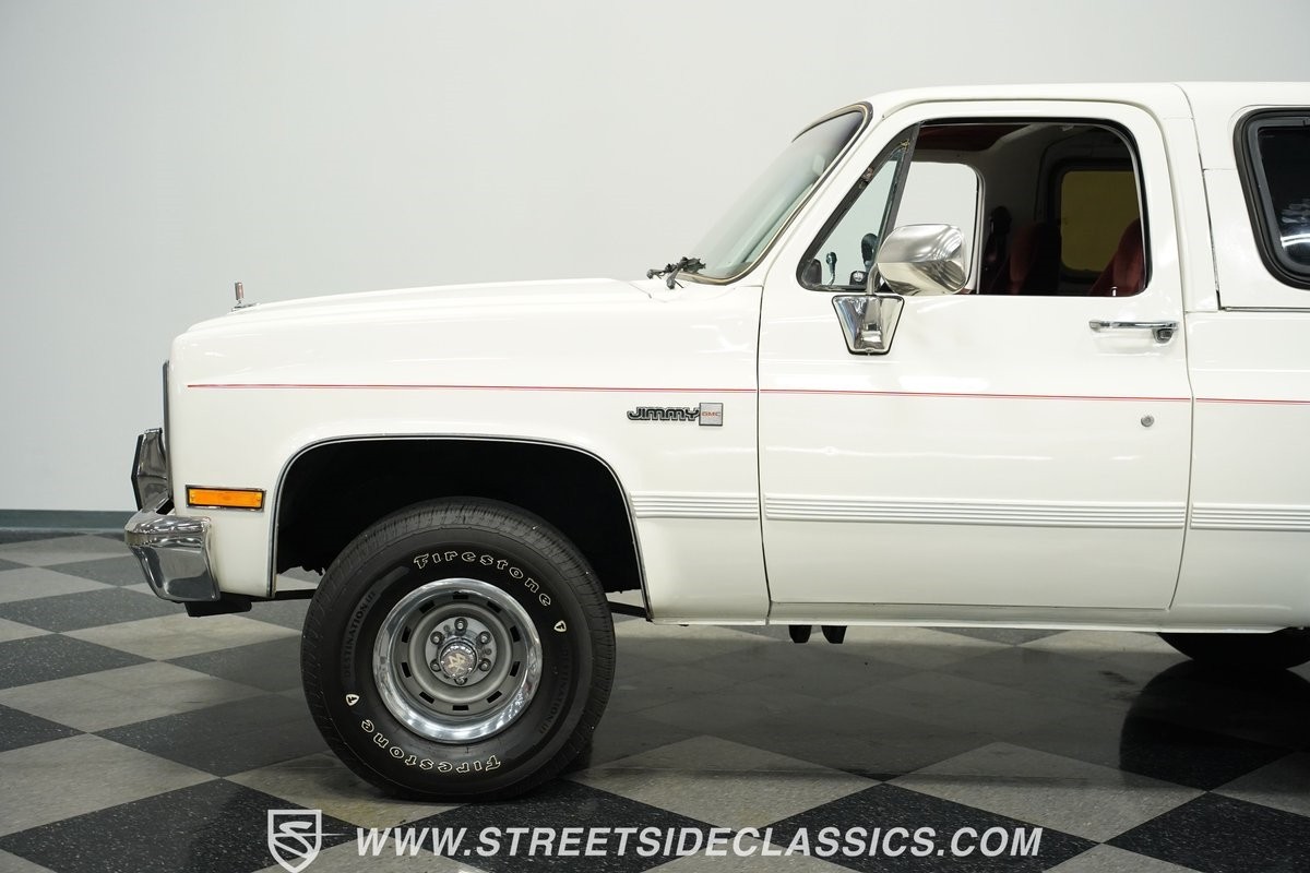 GMC-Jimmy-1986-SUV-22