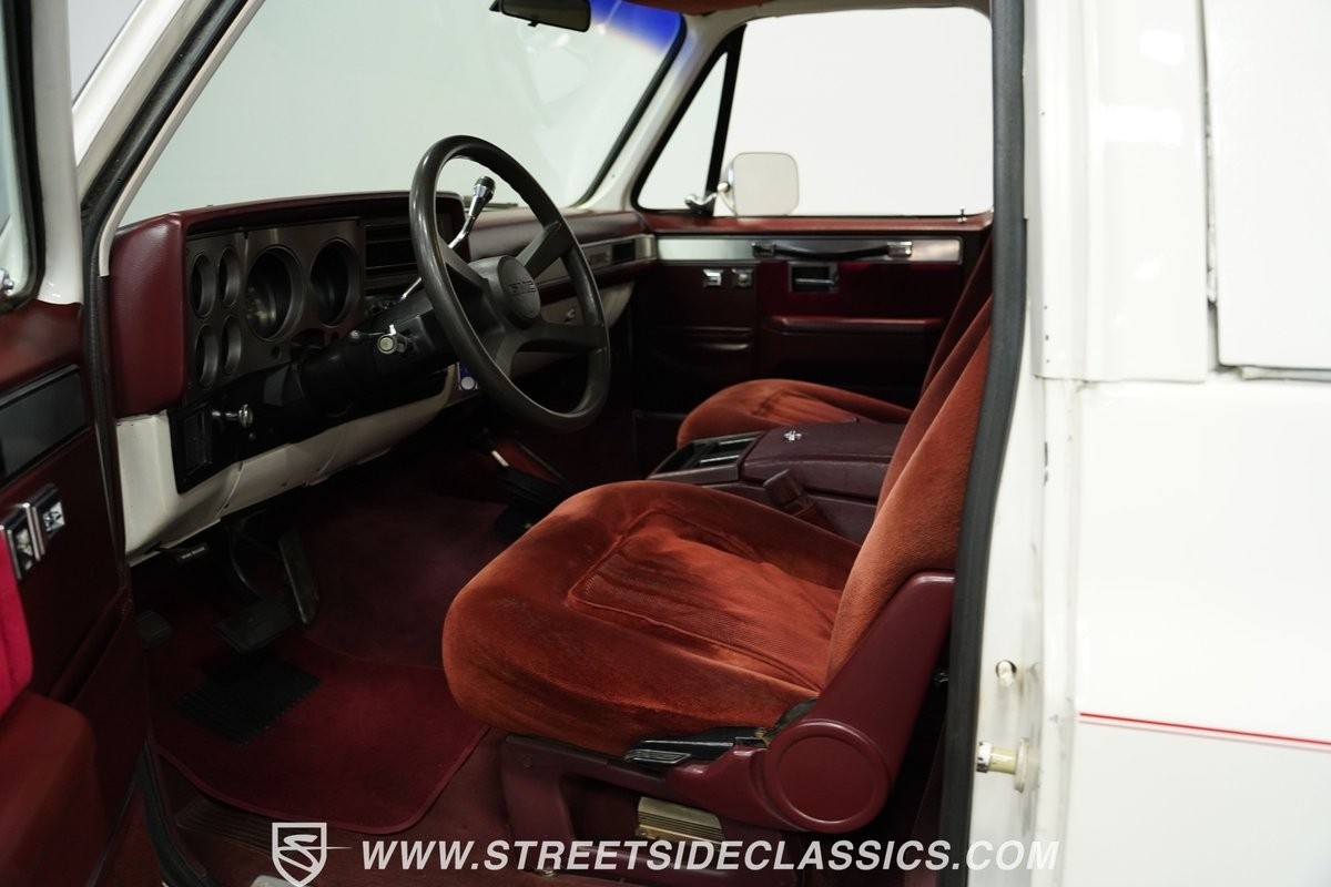 GMC-Jimmy-1986-SUV-4