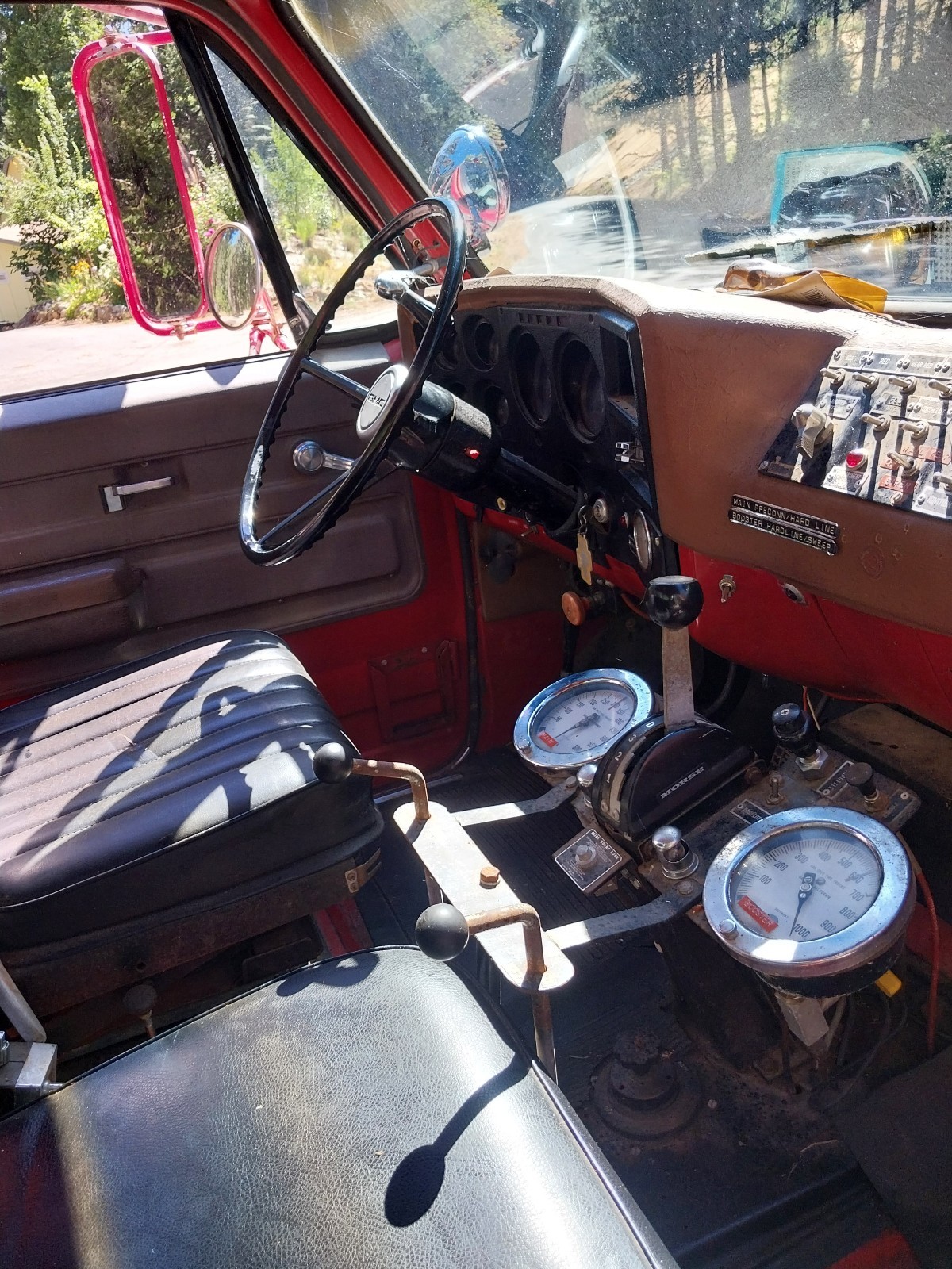 GMC-Pickup-1975-17