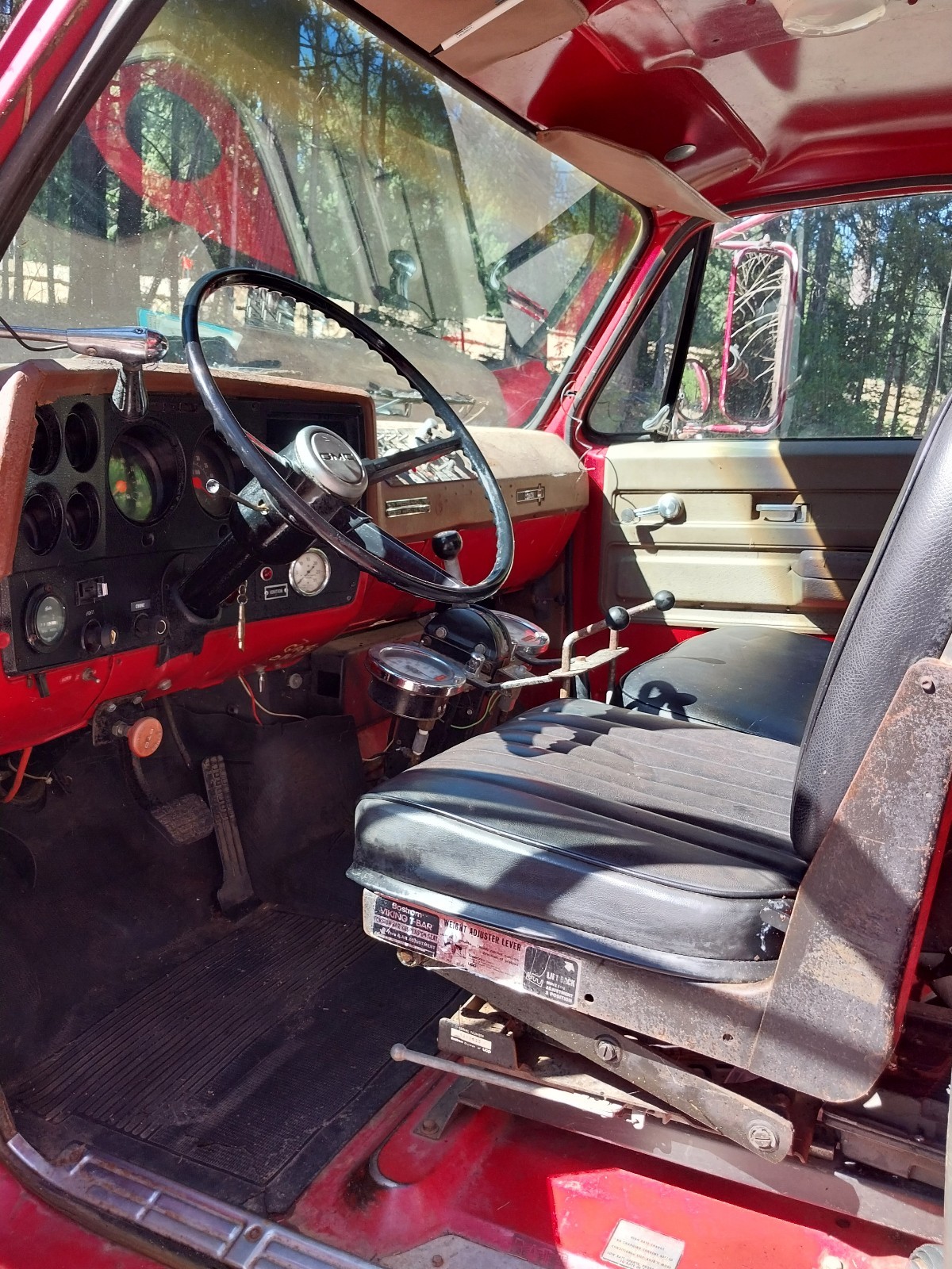 GMC-Pickup-1975-8