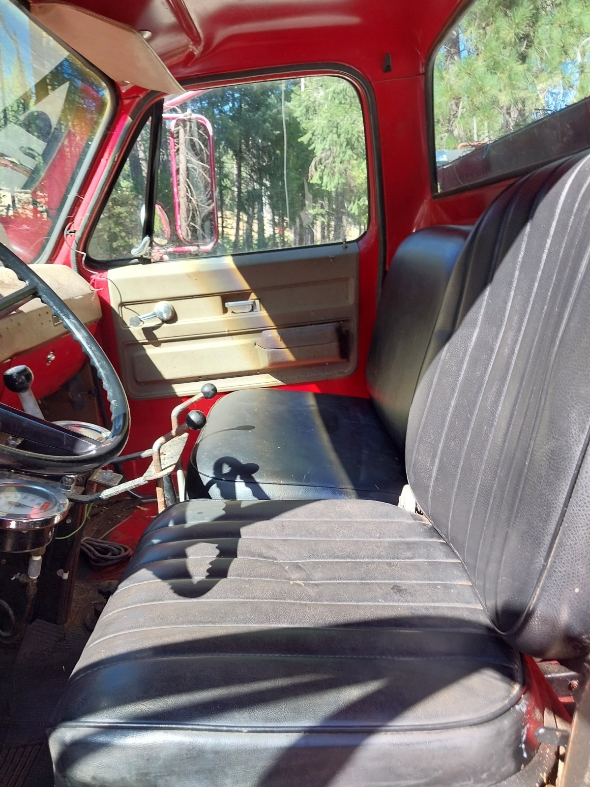 GMC-Pickup-1975-9