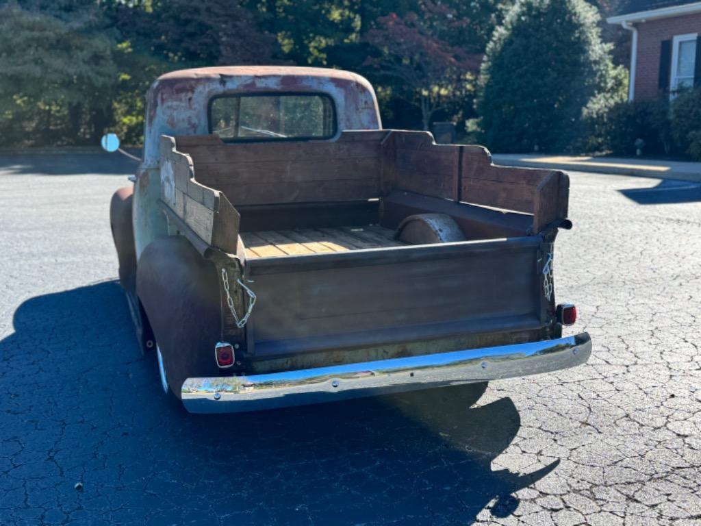 GMC-Pickup-resto-mod-frame-off-build-patina-1950-10