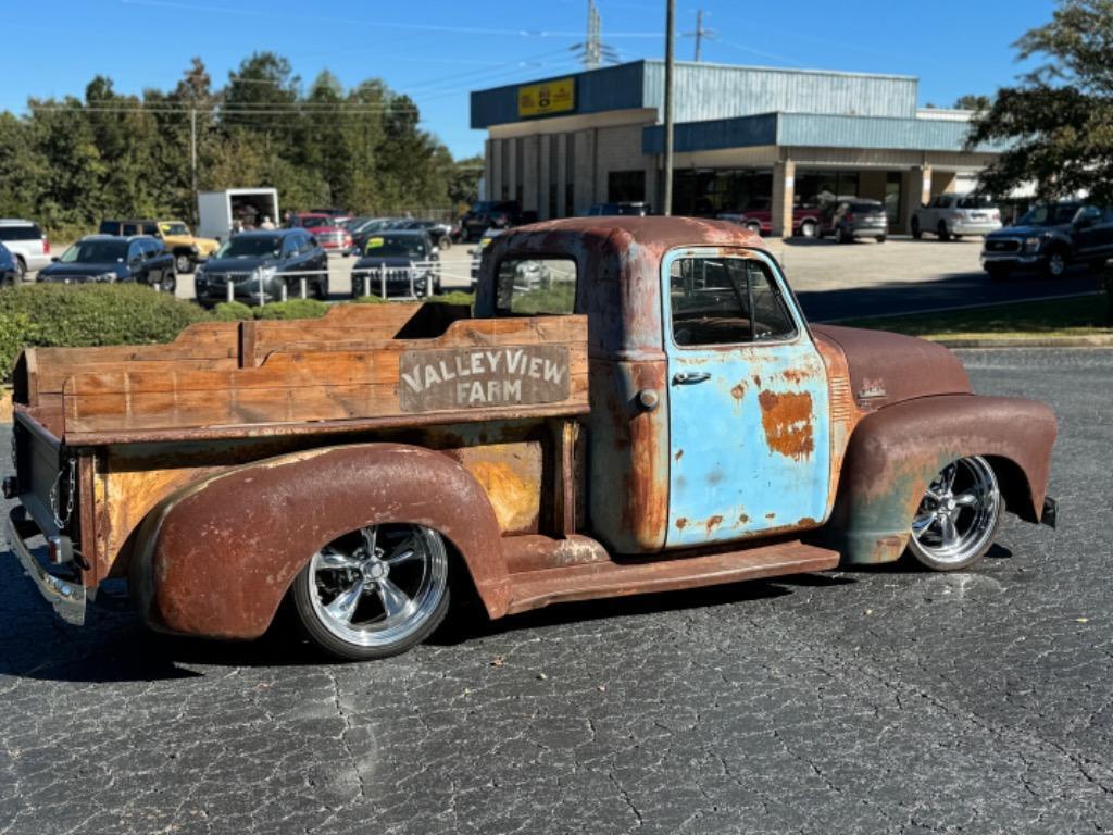 GMC-Pickup-resto-mod-frame-off-build-patina-1950-13