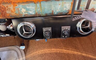 GMC-Pickup-resto-mod-frame-off-build-patina-1950-33
