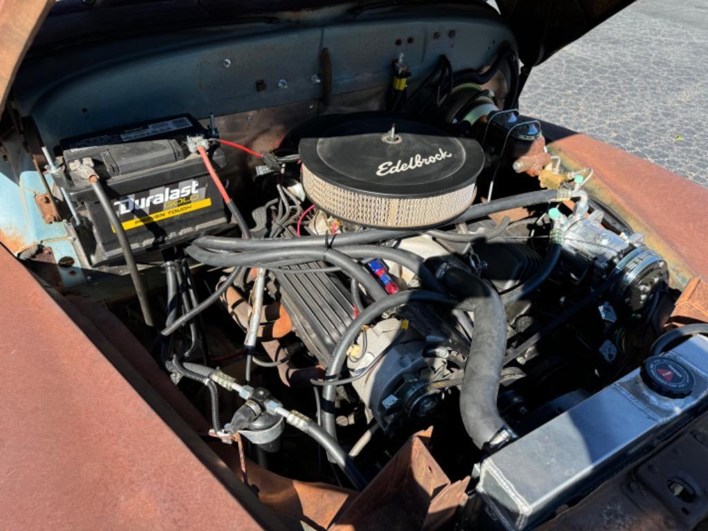 GMC-Pickup-resto-mod-frame-off-build-patina-1950-39