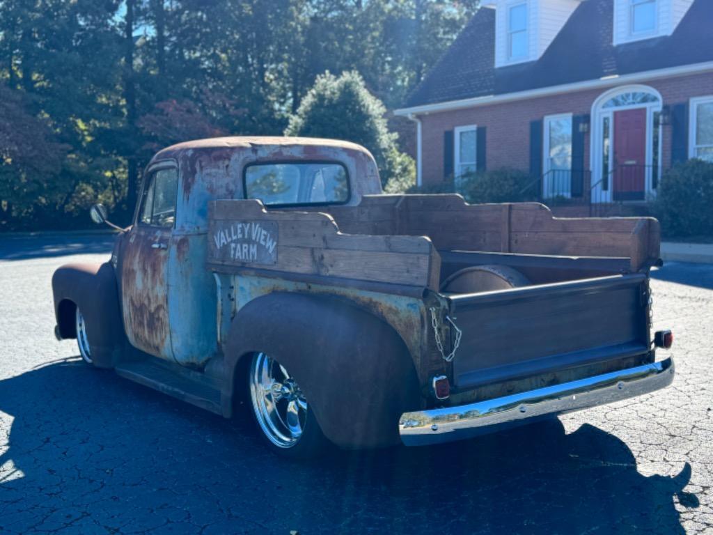 GMC-Pickup-resto-mod-frame-off-build-patina-1950-4