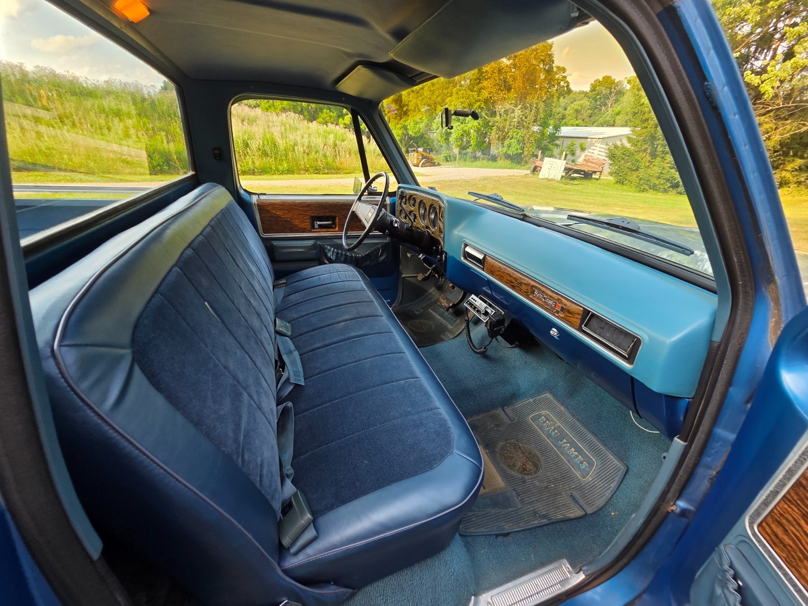 GMC-Sierra-1500-1975-11