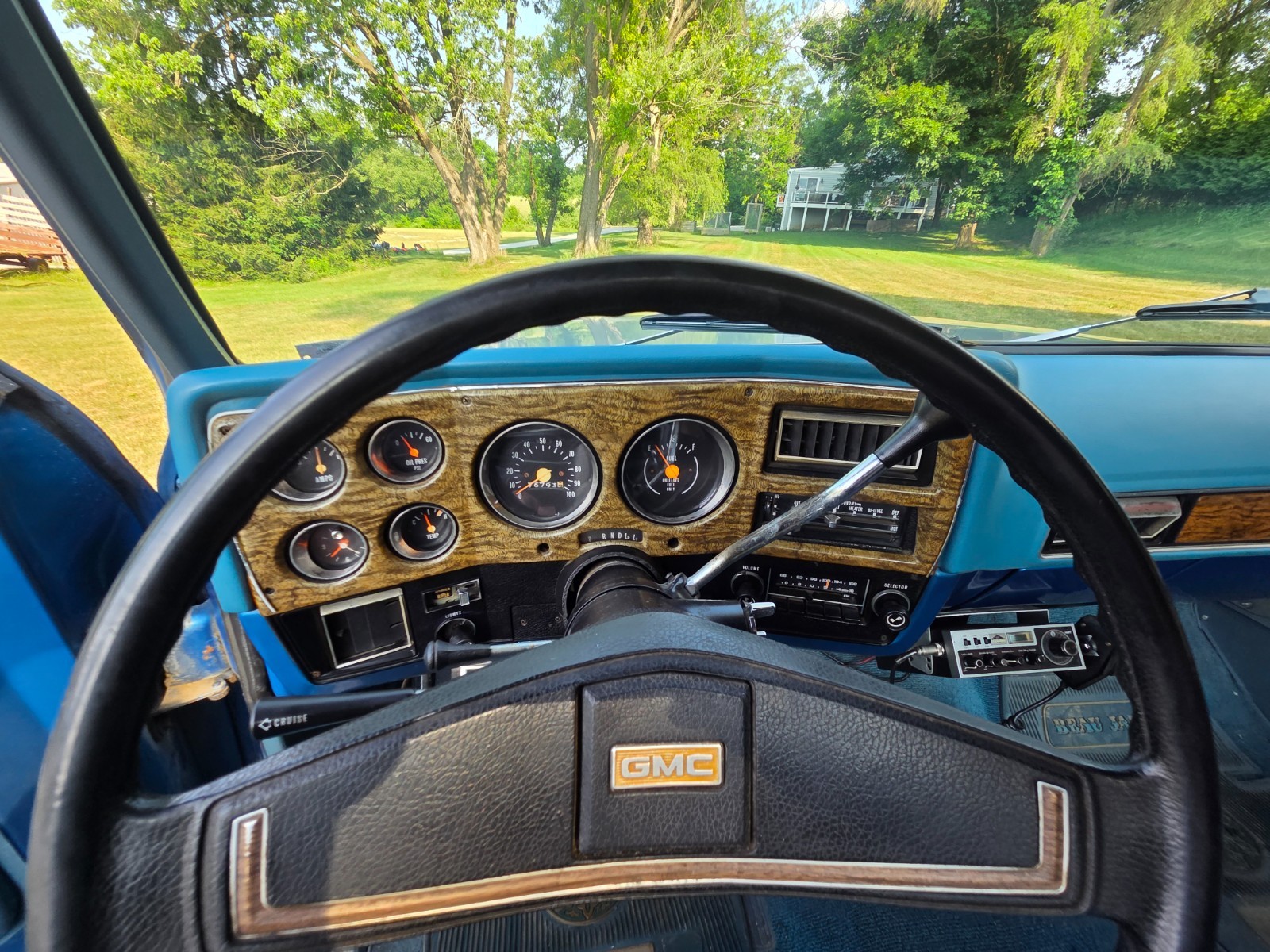 GMC-Sierra-1500-1975-17
